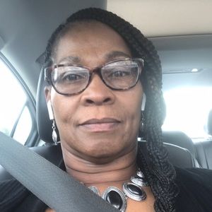 Meet your Posher, Joyce